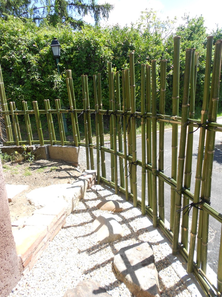 noeud après noeud, la palissade avance!