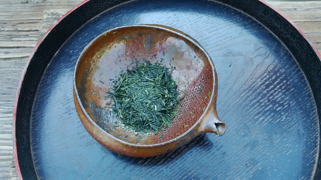 les feuilles de thé...