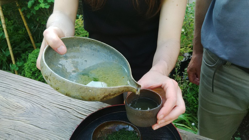 le thé est prêt à être dégusté