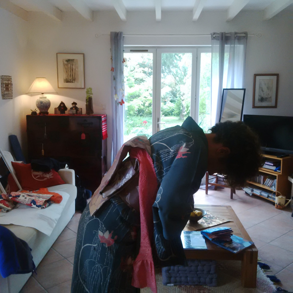 mise en place du obi dans le dos, bravo Joëlle!