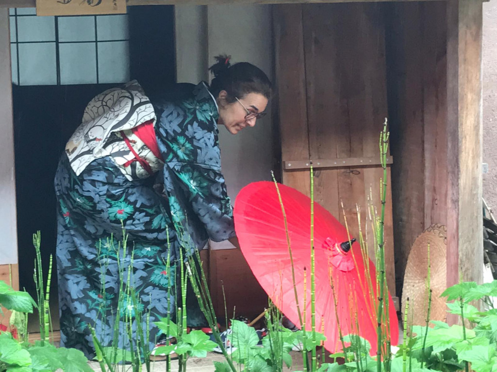 E40F7C68-2CF9-4F39-8CD1-FCFDEC39B184